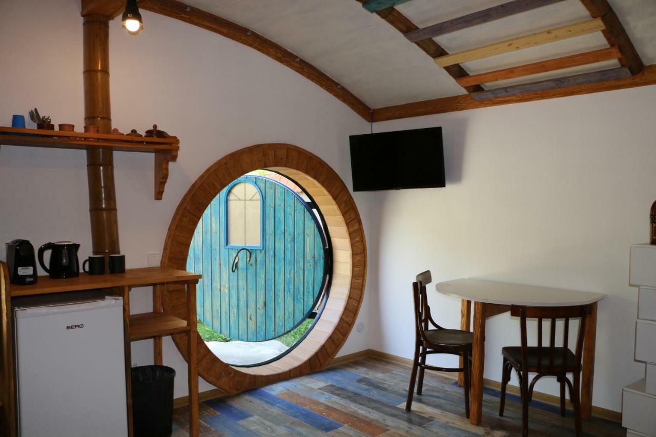 Cozy House Hotel Дилиян Екстериор снимка